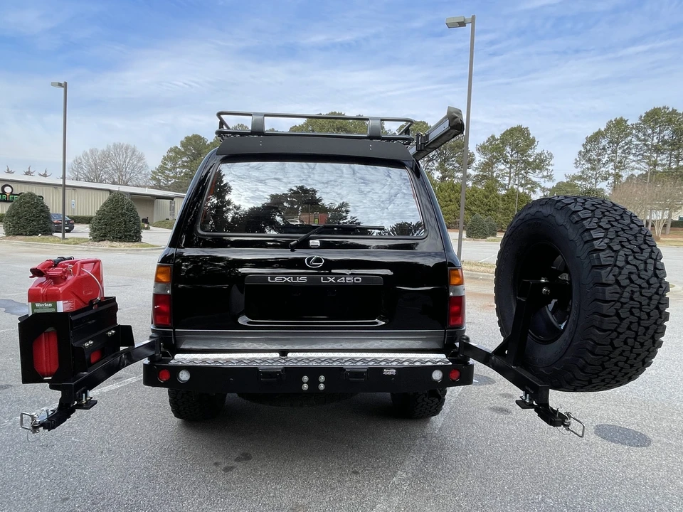 1997 Lexus LX 1st Gen - Image 18 of 31