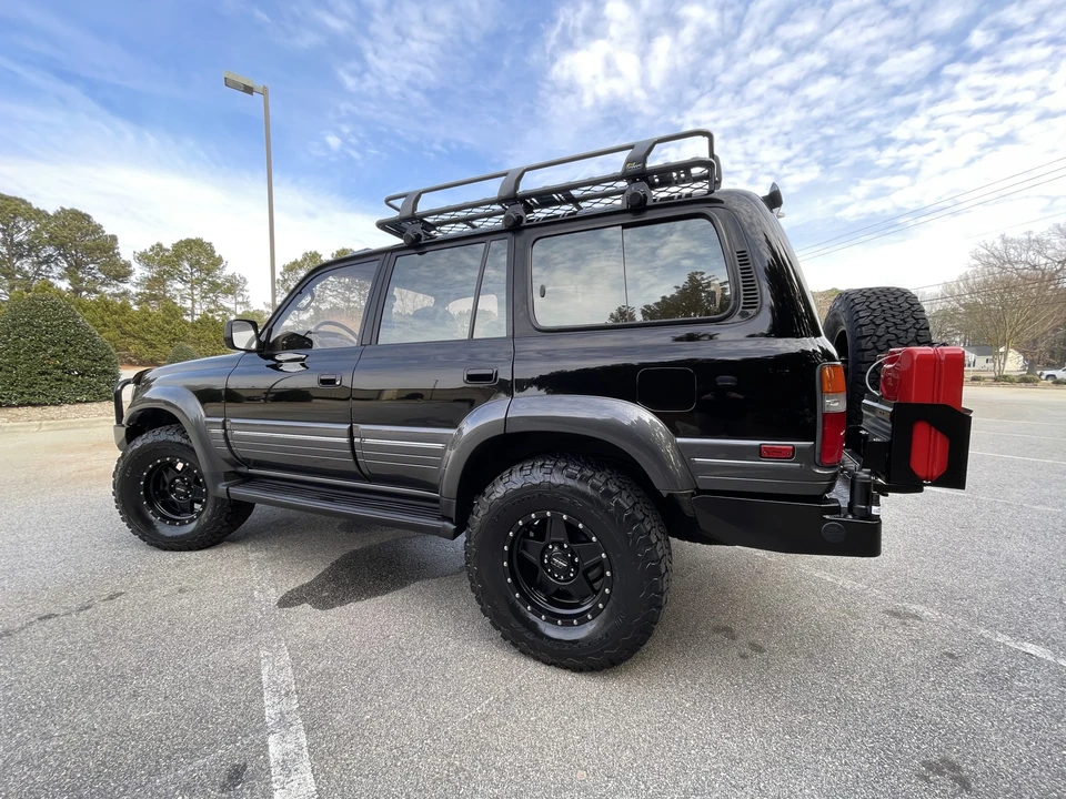 1997 Lexus LX 1st Gen - Image 11 of 31