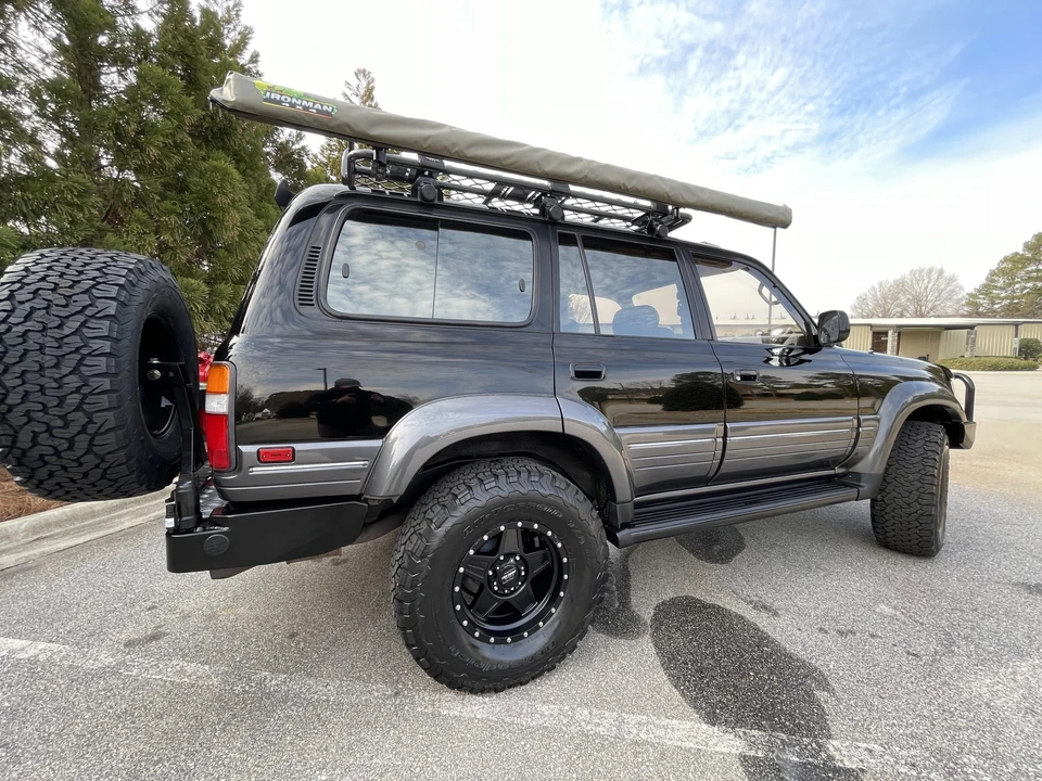 1997 Lexus LX 1st Gen - Image 21 of 31