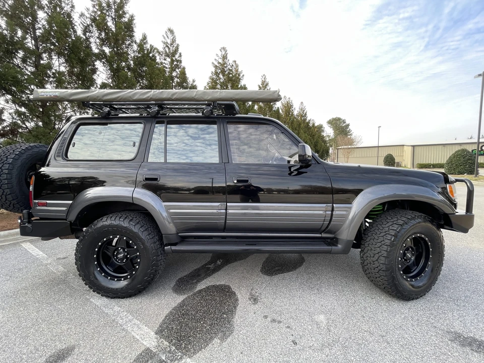 1997 Lexus LX 1st Gen - Image 22 of 31