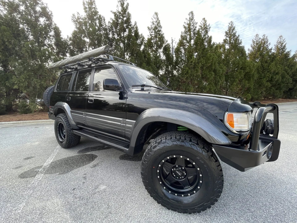 1997 Lexus LX 1st Gen - Image 25 of 31
