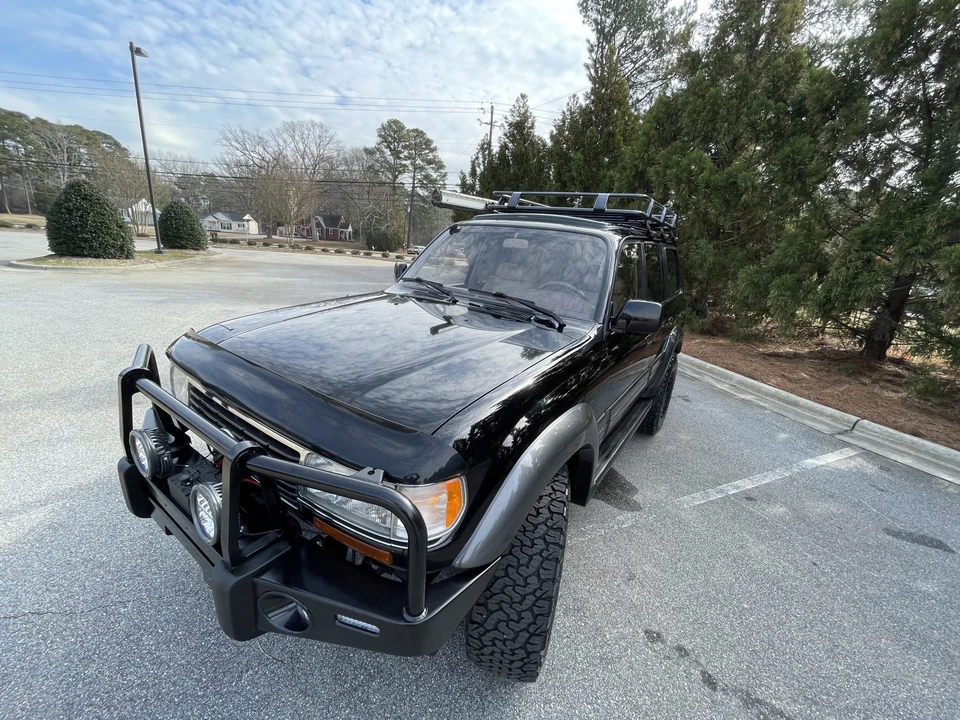 1997 Lexus LX 1st Gen - Image 3 of 31