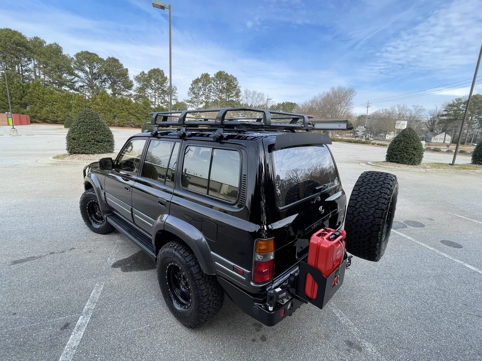 1997 Lexus LX 1st Gen - Image 13 of 31