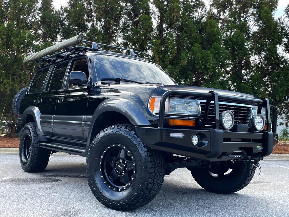 1997 Lexus LX 1st Gen - Image 29 of 31