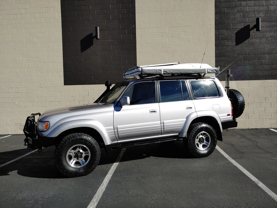 1997 Lexus LX 1st Gen - Image 13 of 31