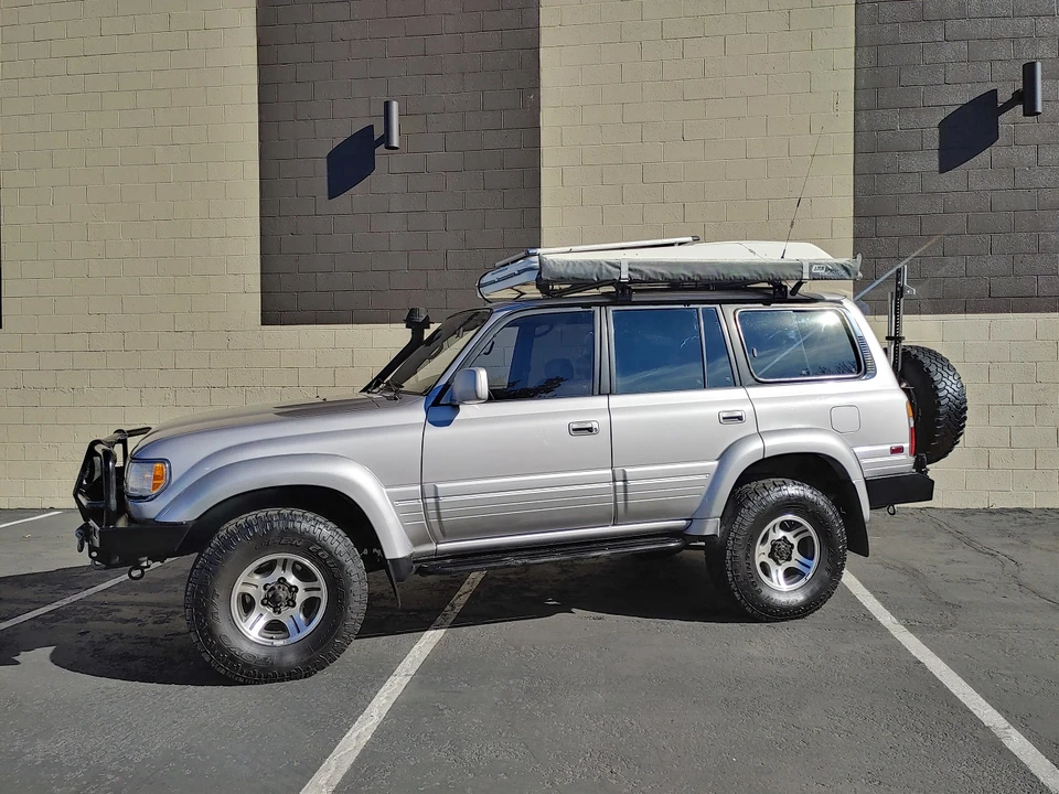1997 Lexus LX 1st Gen - Image 12 of 31