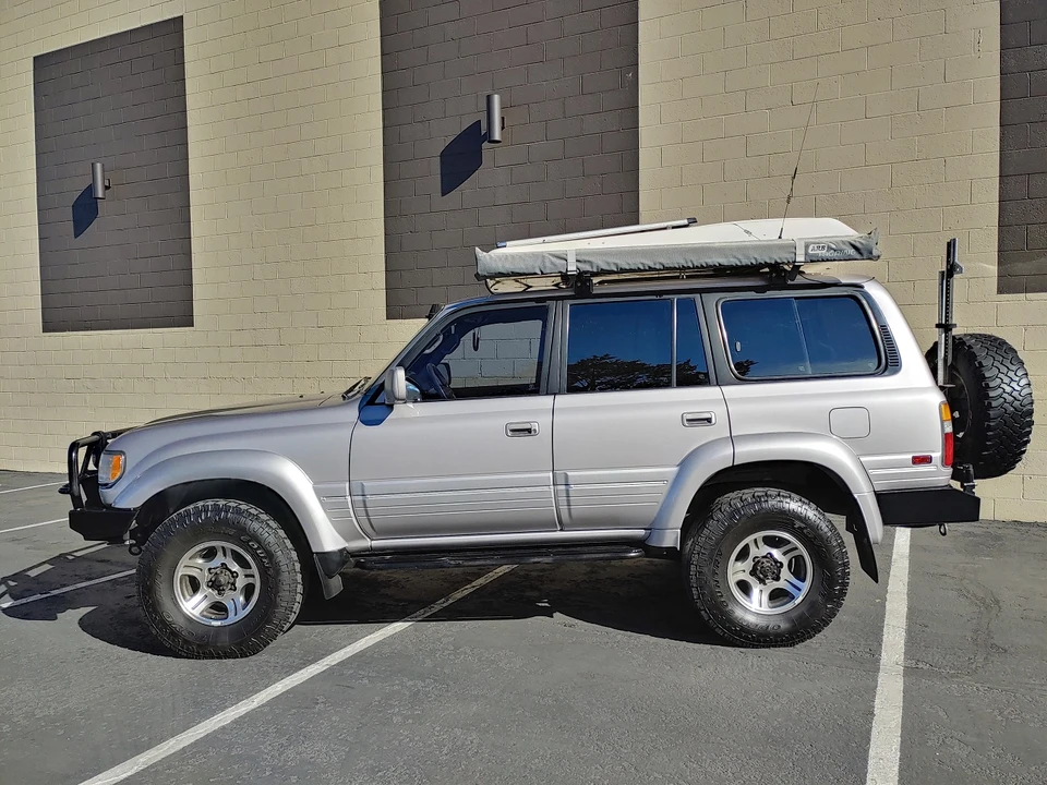 1997 Lexus LX 1st Gen - Image 14 of 31