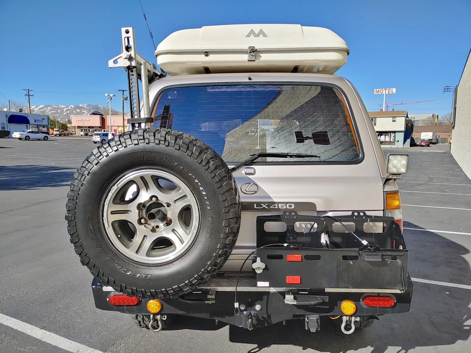1997 Lexus LX 1st Gen - Image 18 of 31