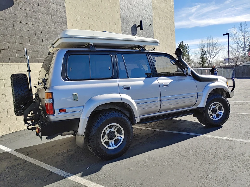 1997 Lexus LX 1st Gen - Image 21 of 31
