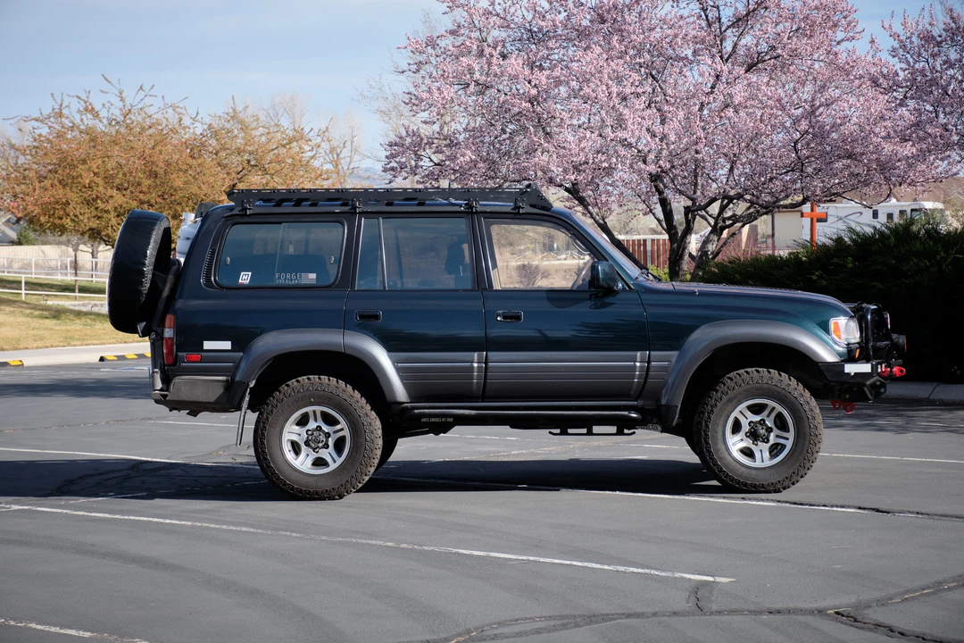 1997 Lexus LX 1st Gen - Image 8 of 31