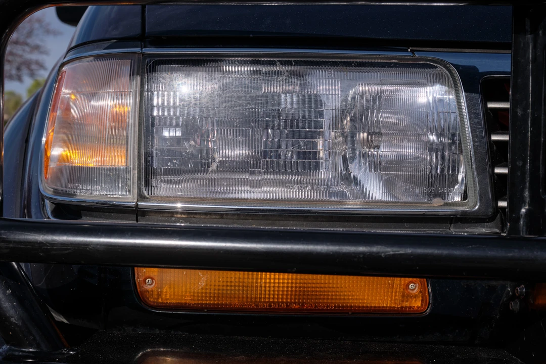 1997 Lexus LX 1st Gen - Image 26 of 31