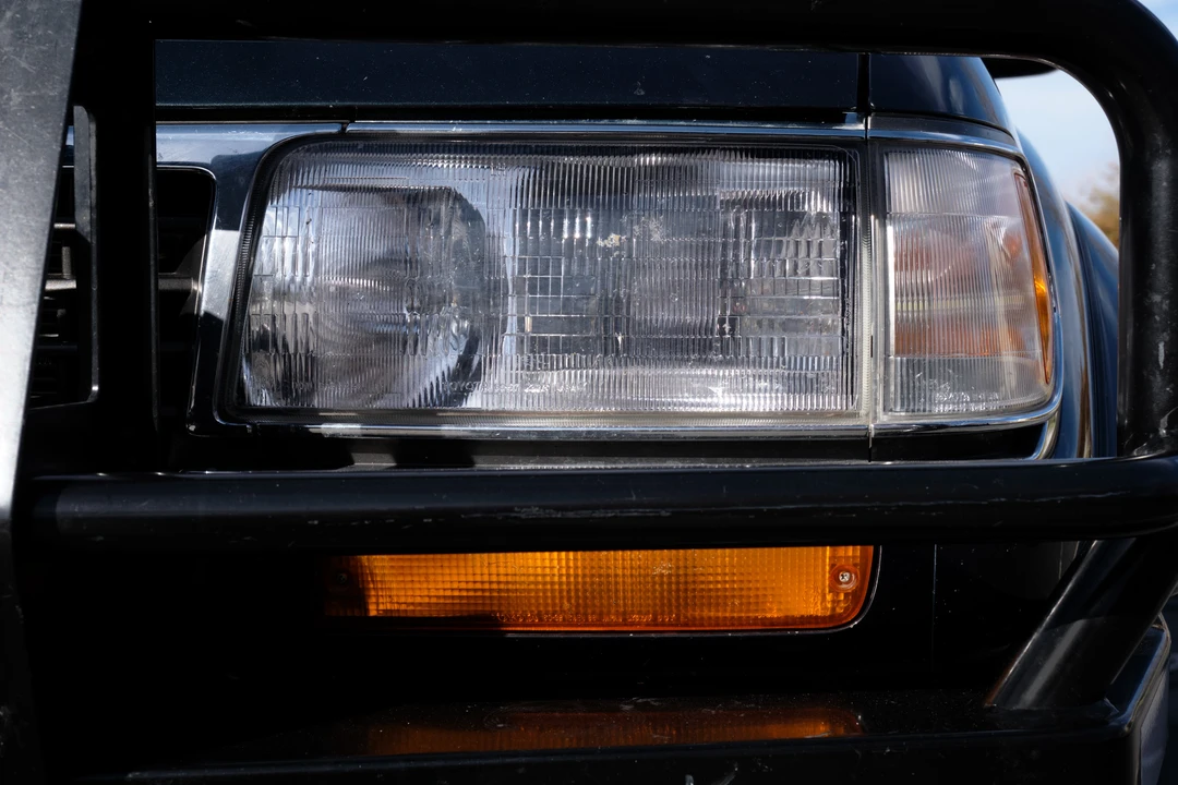 1997 Lexus LX 1st Gen - Image 27 of 31