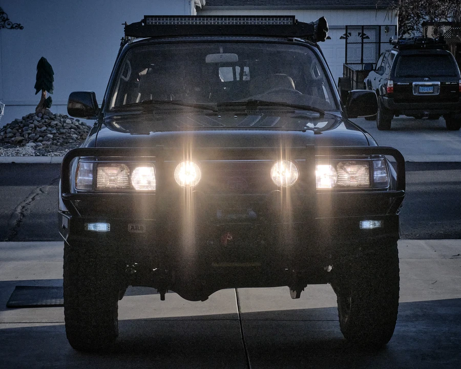 1997 Lexus LX 1st Gen - Image 5 of 31