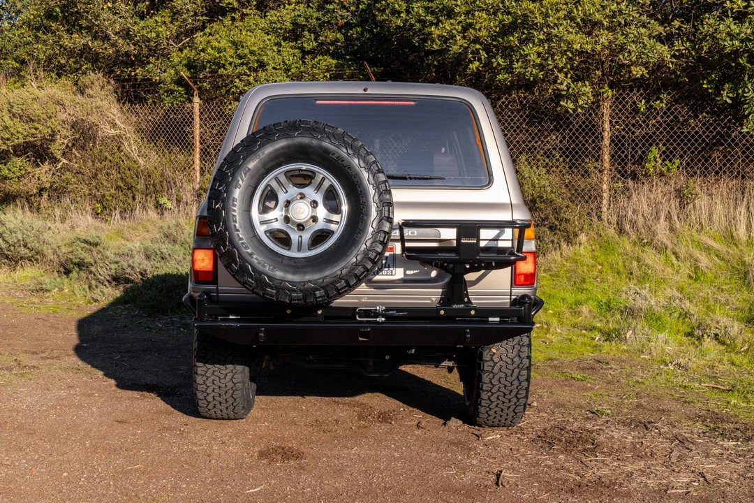 1997 Lexus LX 1st Gen - Image 13 of 31