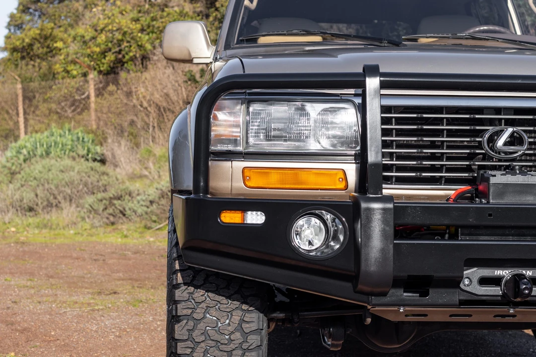 1997 Lexus LX 1st Gen - Image 24 of 31