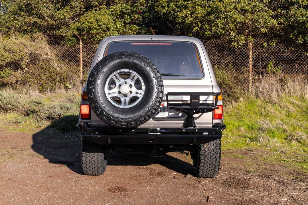 1997 Lexus LX 1st Gen - Image 14 of 31