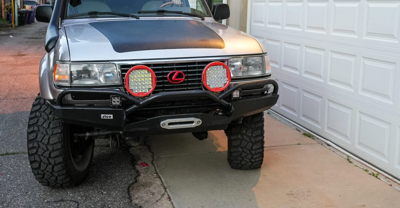 1997 Lexus LX 1st Gen - Image 16 of 31