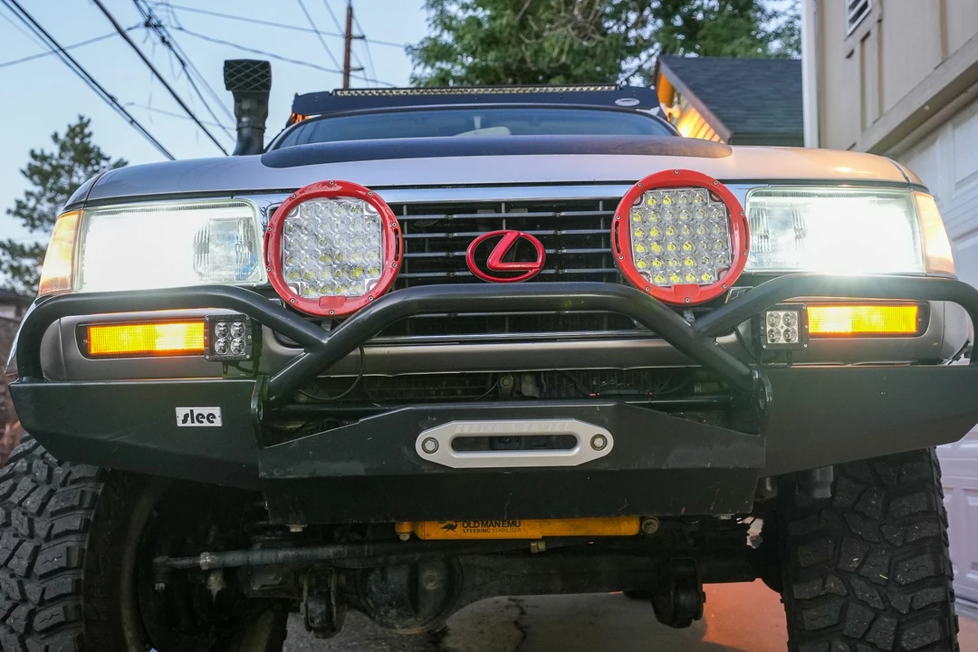 1997 Lexus LX 1st Gen - Image 22 of 31
