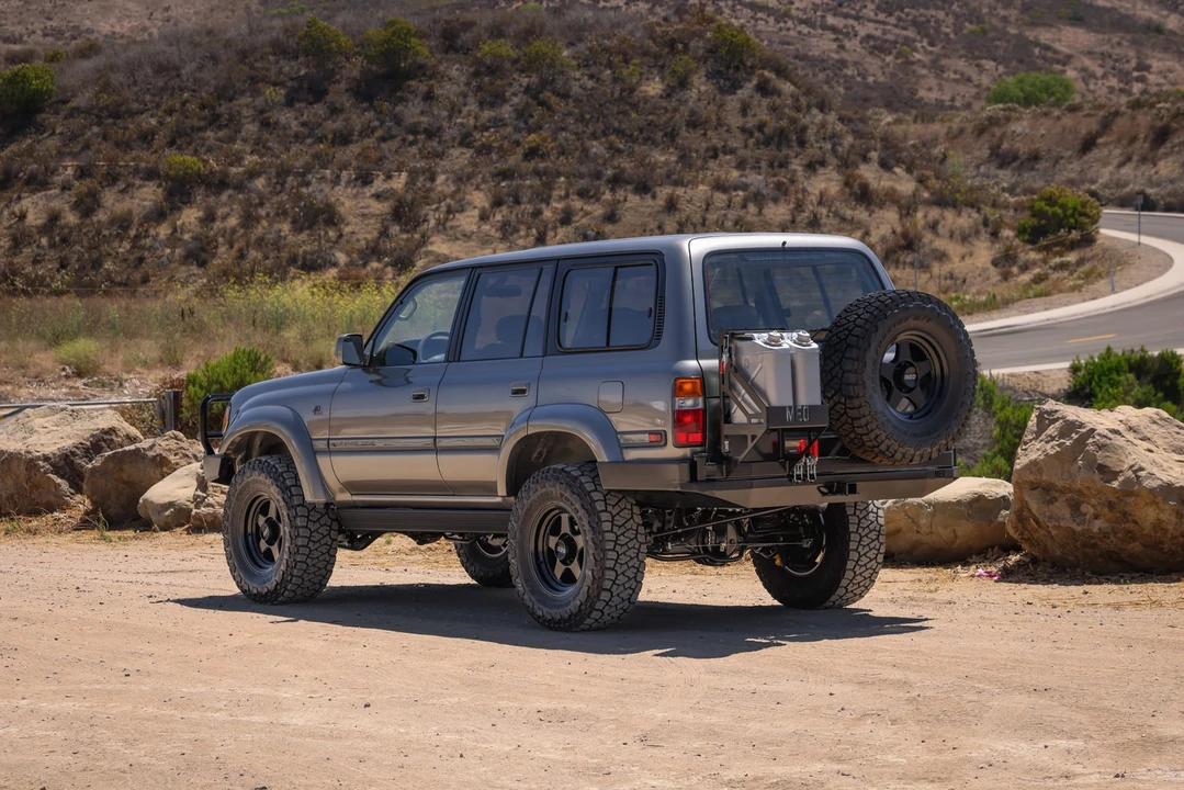 1997 Toyota J80 Land Cruiser - Image 7 of 31