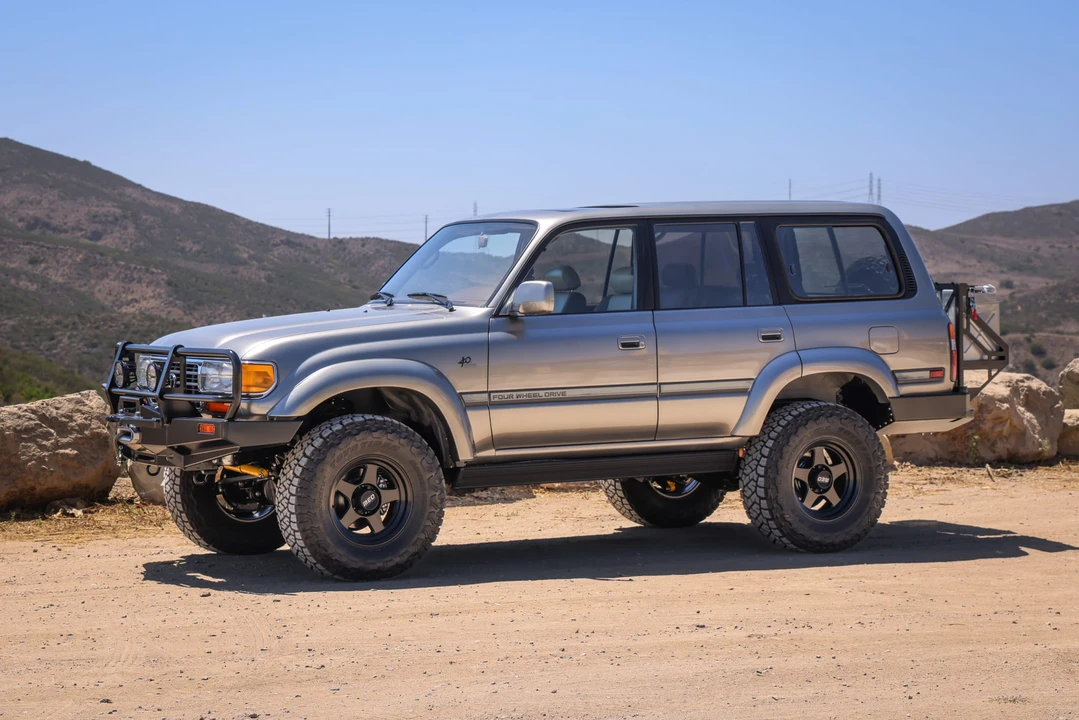 1997 Toyota J80 Land Cruiser - Image 4 of 31