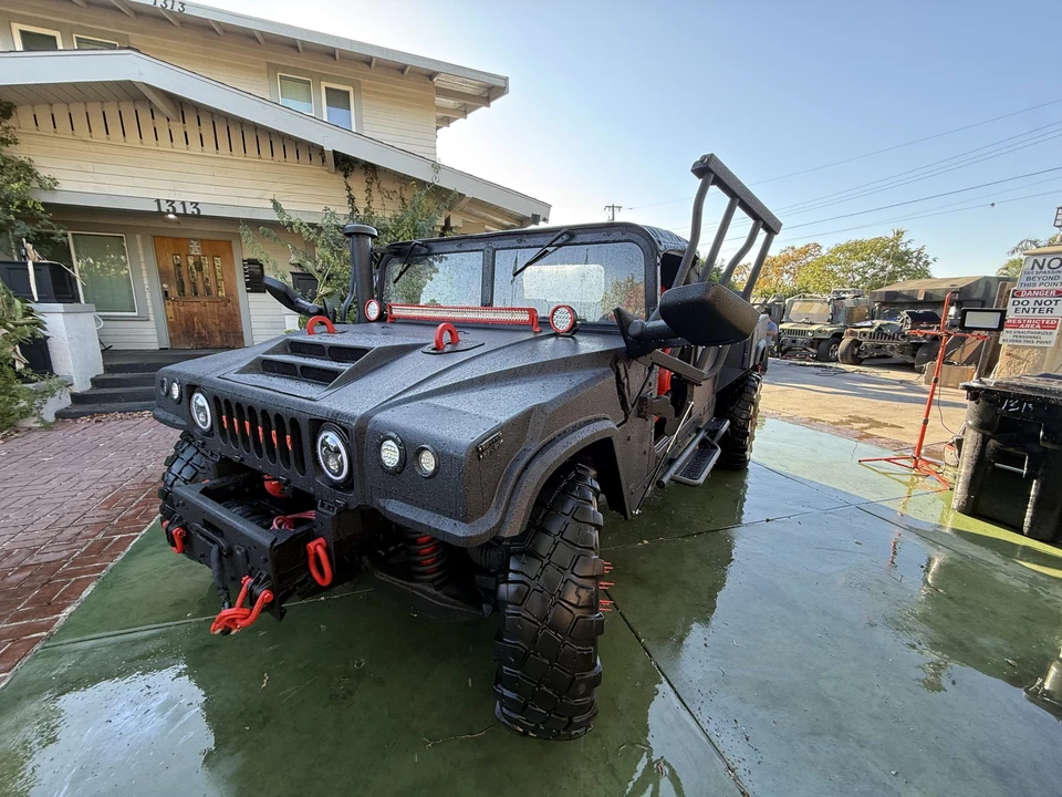1998 Hummer HMMWV - Image 4 of 31