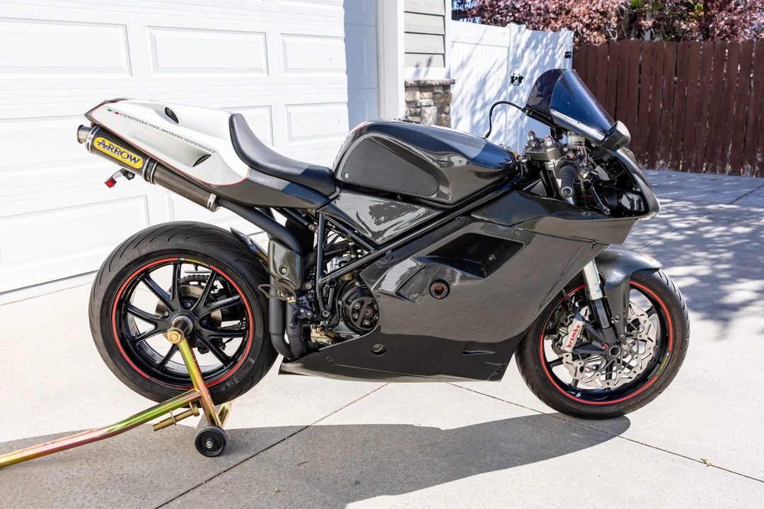 1998 Ducati 916 - Image 9 of 31