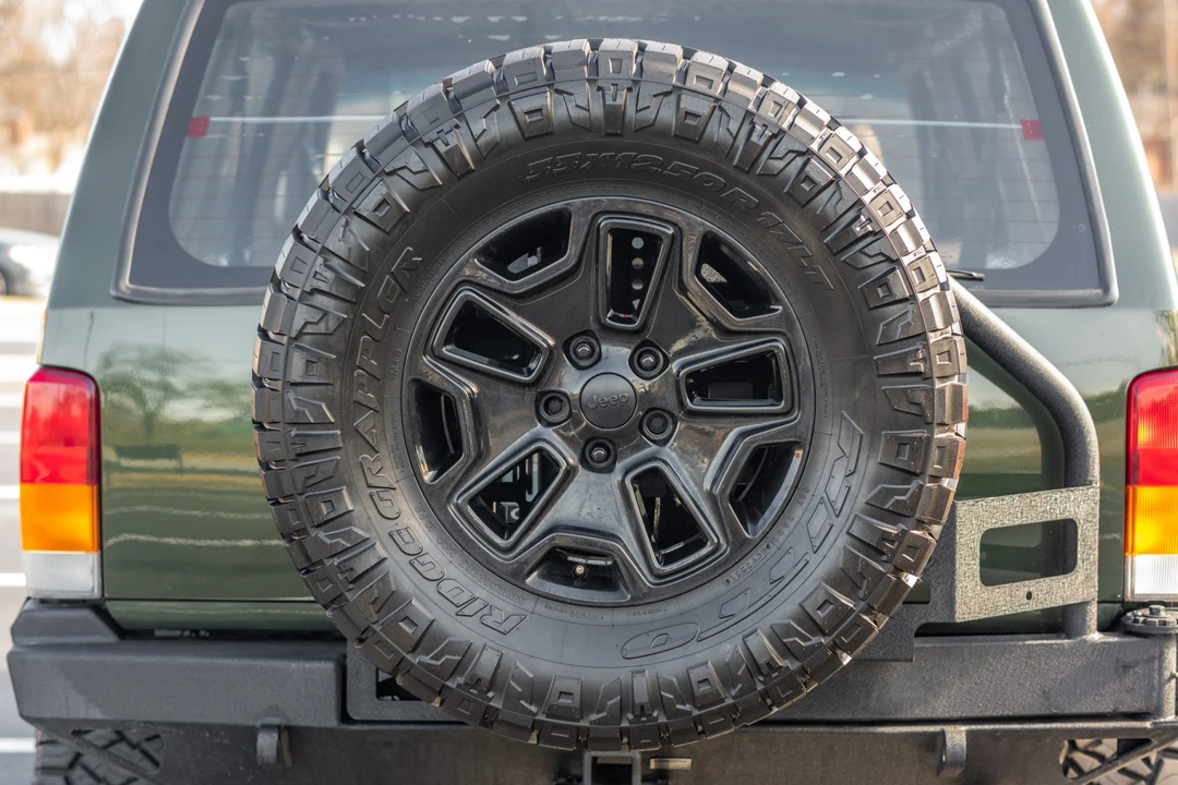 1998 Jeep XJ Cherokee - Image 29 of 31
