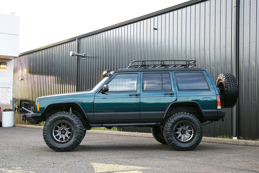 1998 Jeep XJ Cherokee - Image 19 of 31