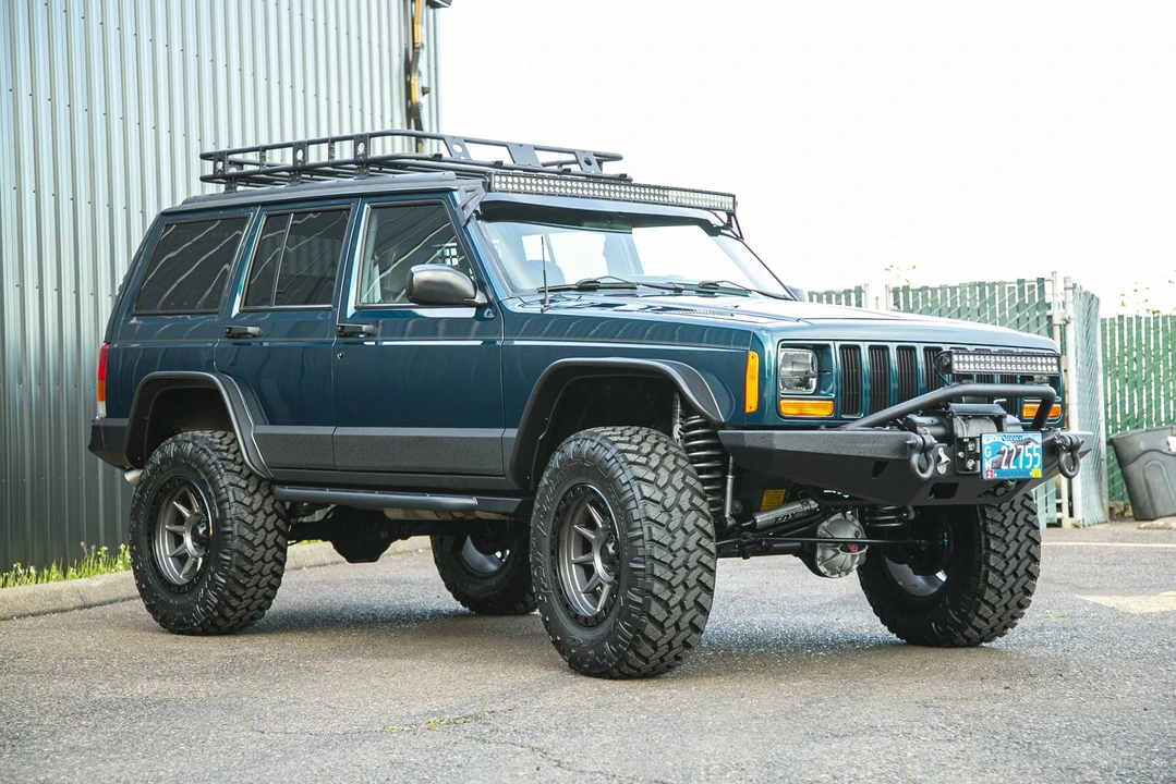 1998 Jeep XJ Cherokee - Image 10 of 31