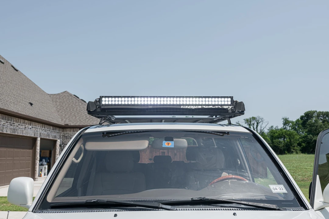 1998 Lexus LX 2nd Gen - Image 26 of 31