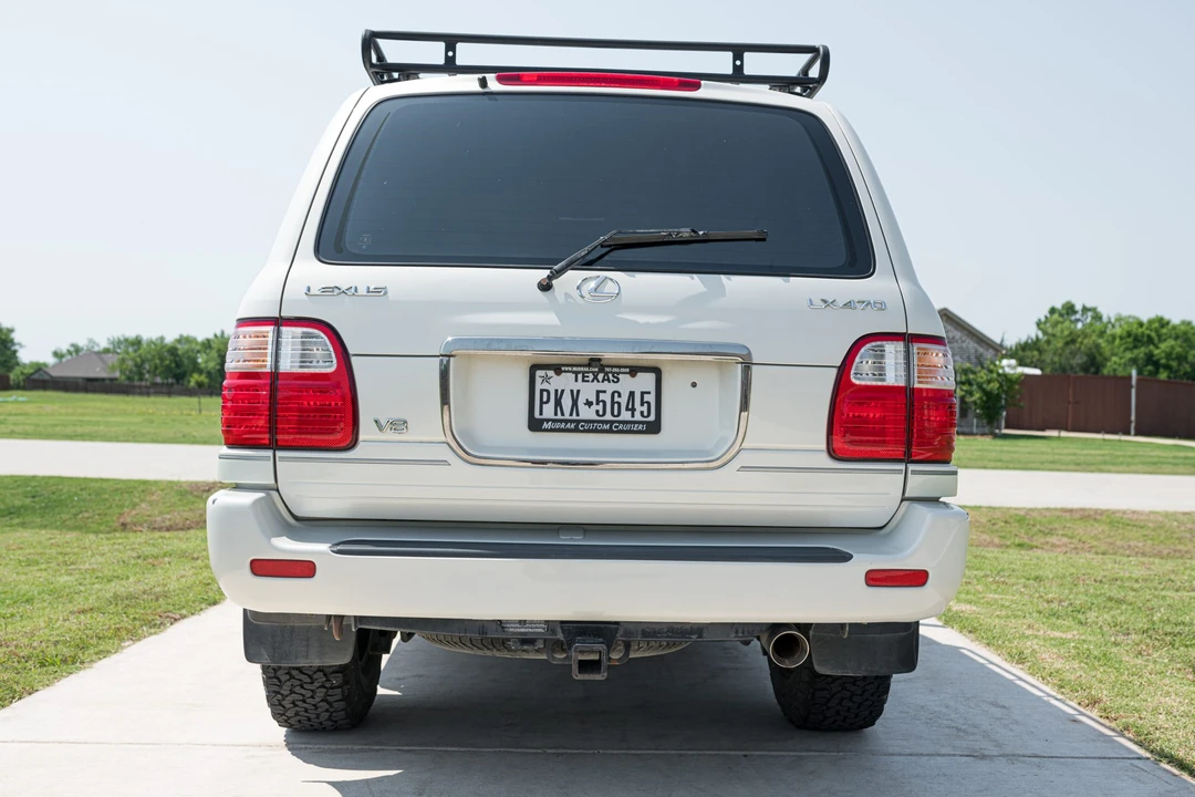 1998 Lexus LX 2nd Gen - Image 10 of 31