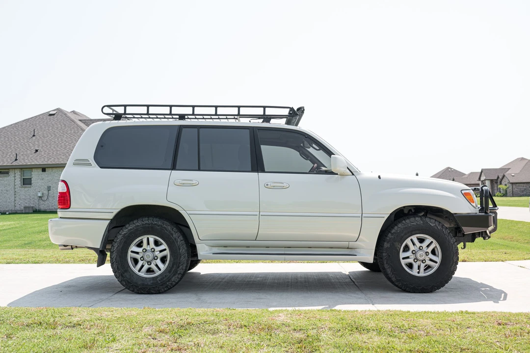1998 Lexus LX 2nd Gen - Image 14 of 31