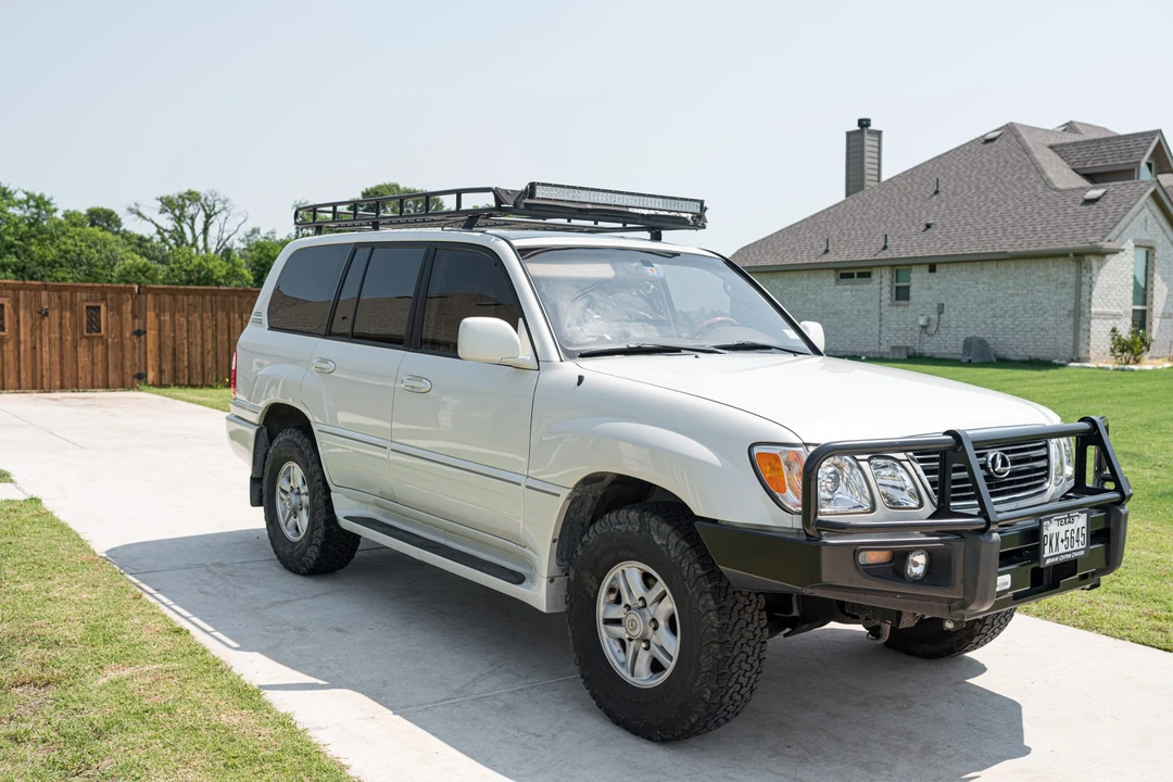 1998 Lexus LX 2nd Gen - Image 15 of 31