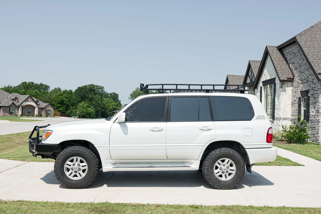 1998 Lexus LX 2nd Gen - Image 4 of 31