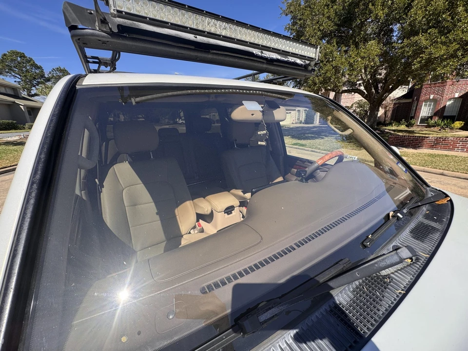1998 Lexus LX 2nd Gen - Image 29 of 31