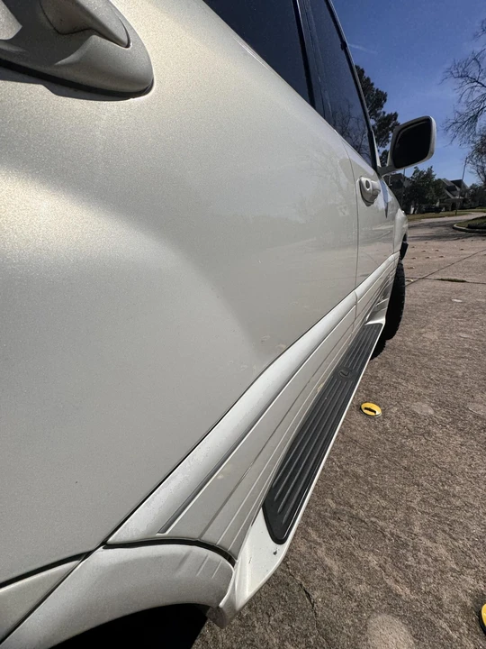 1998 Lexus LX 2nd Gen - Image 25 of 31