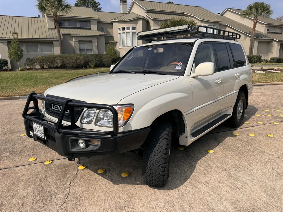 1998 Lexus LX 2nd Gen - Image 5 of 31