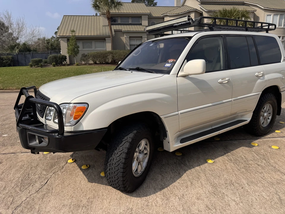 1998 Lexus LX 2nd Gen - Image 7 of 31