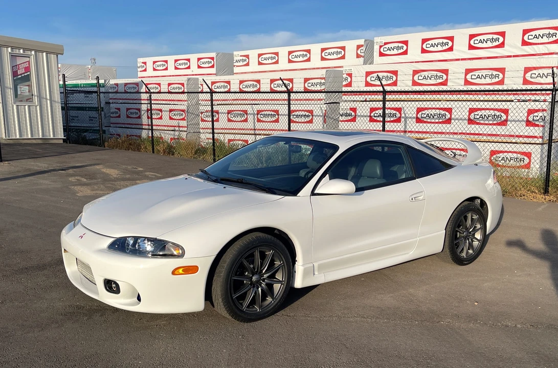 1998 Mitsubishi Eclipse 2nd Gen - Image 2 of 31