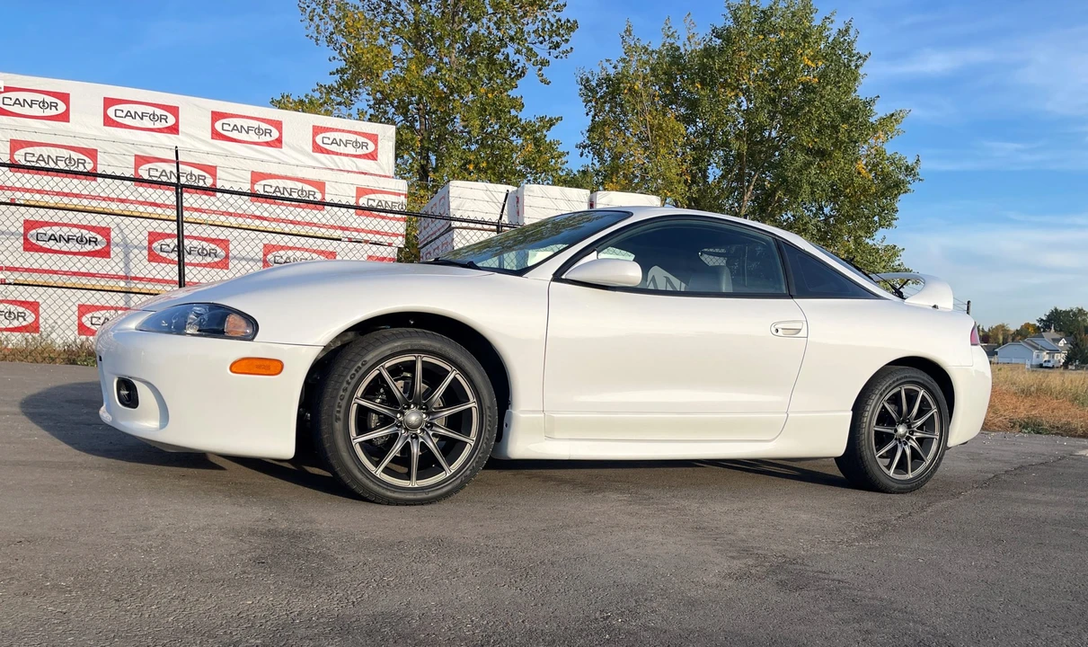 1998 Mitsubishi Eclipse 2nd Gen - Image 9 of 31