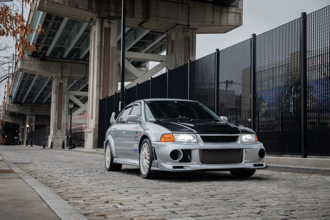 1998 Mitsubishi Lancer Evolution V 6th Gen - Image 2 of 31