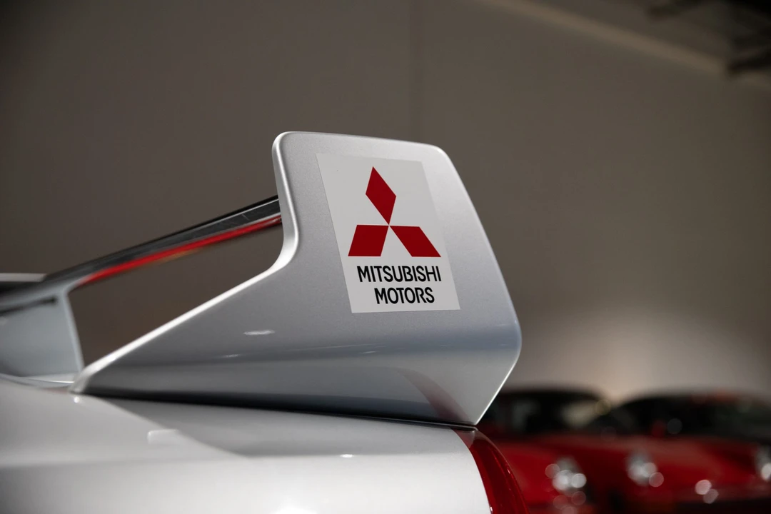 1998 Mitsubishi Lancer Evolution V 6th Gen - Image 28 of 31
