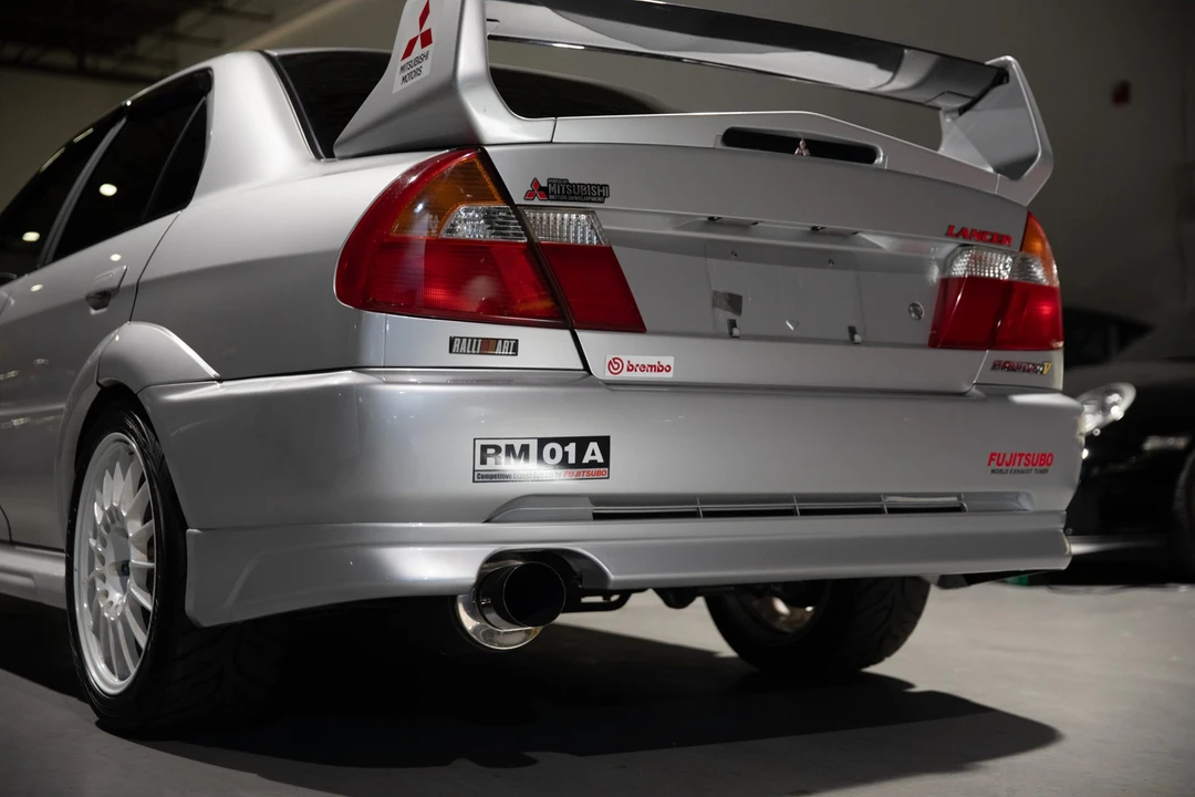 1998 Mitsubishi Lancer Evolution V 6th Gen - Image 27 of 31