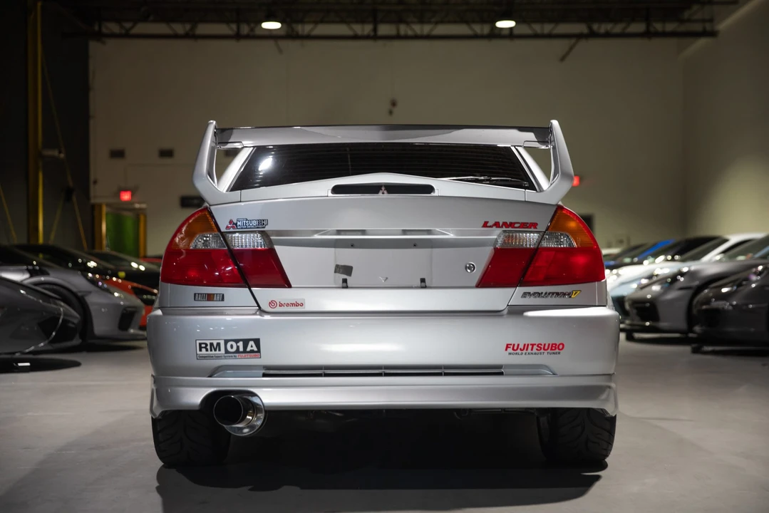 1998 Mitsubishi Lancer Evolution V 6th Gen - Image 12 of 31