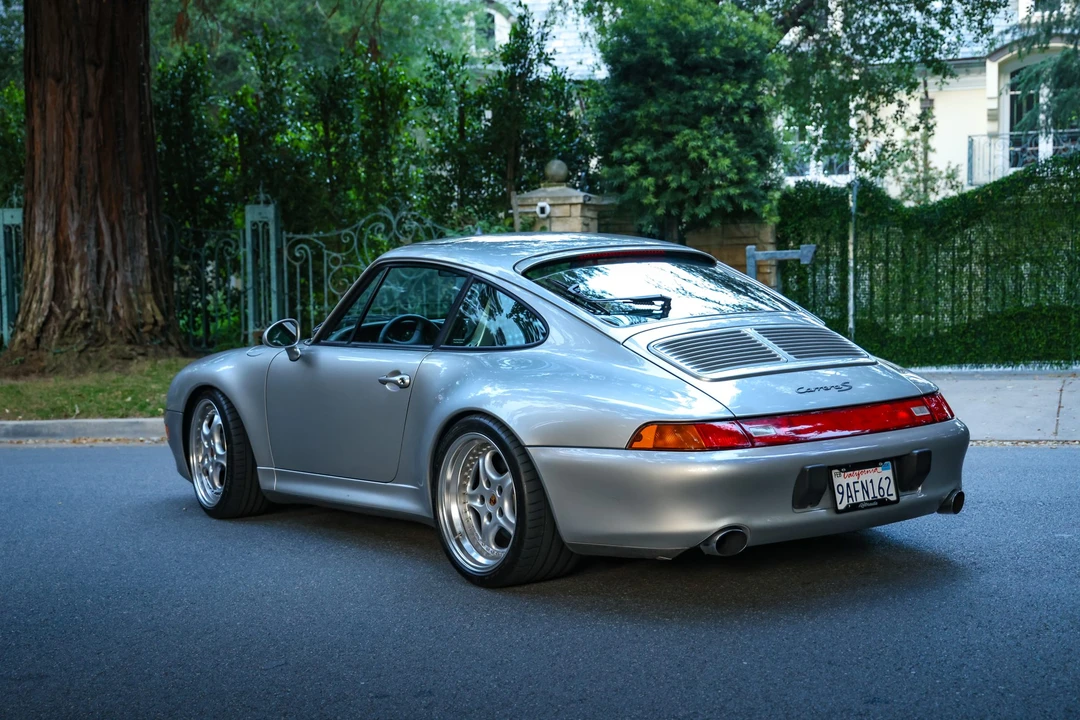 1998 Porsche 993 Carrera - Image 10 of 31