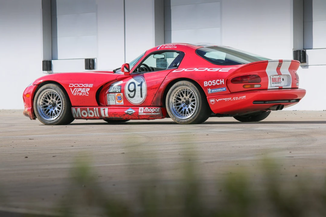 1999 Dodge Viper GTS 2nd Gen - Image 10 of 31
