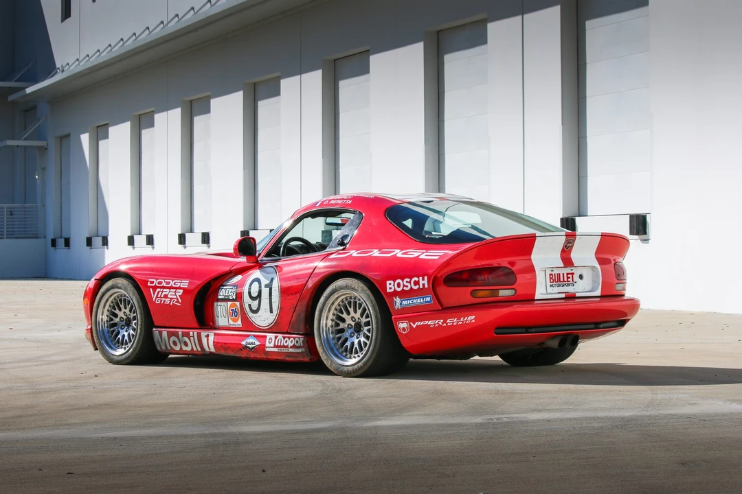 1999 Dodge Viper GTS 2nd Gen - Image 13 of 31