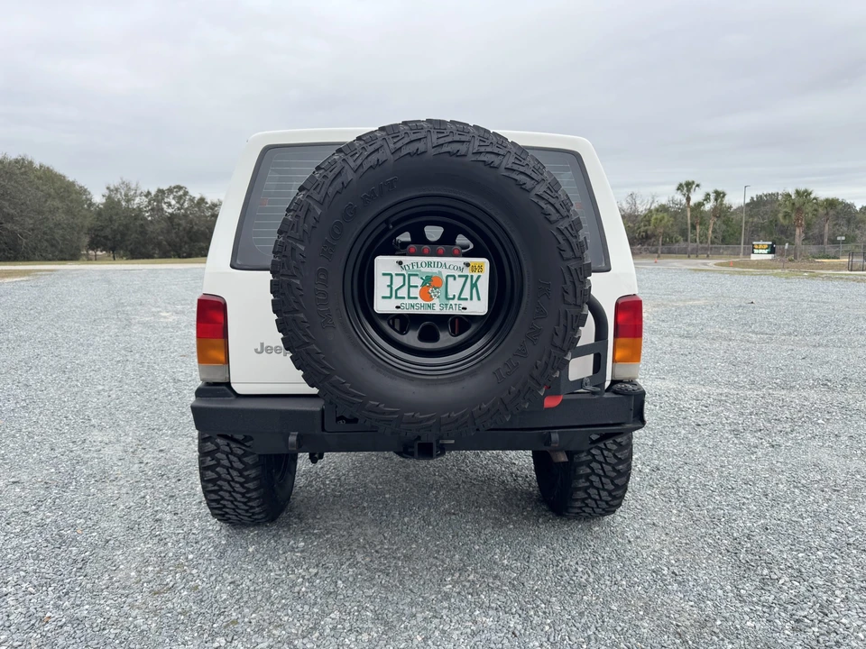 1999 Jeep XJ Cherokee - Image 11 of 31