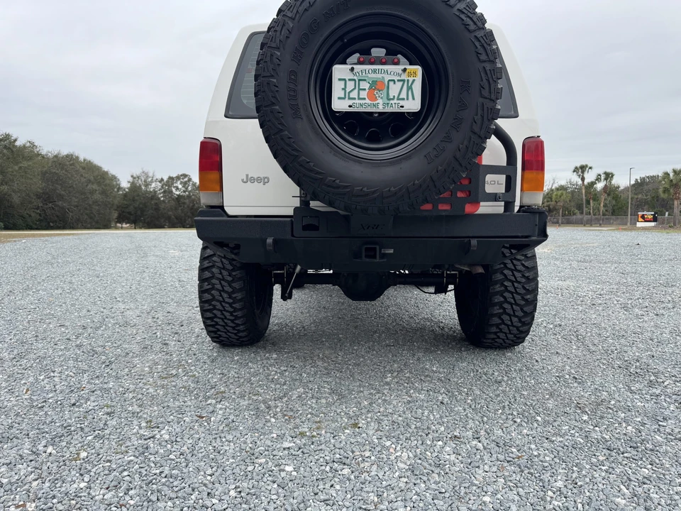 1999 Jeep XJ Cherokee - Image 10 of 31
