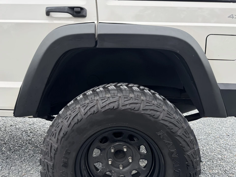 1999 Jeep XJ Cherokee - Image 30 of 31